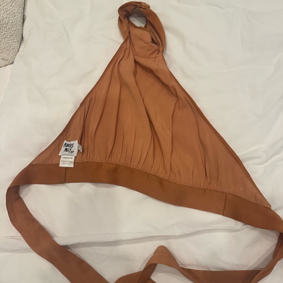 Princess Polly Halter Top - Picture 4 of 7